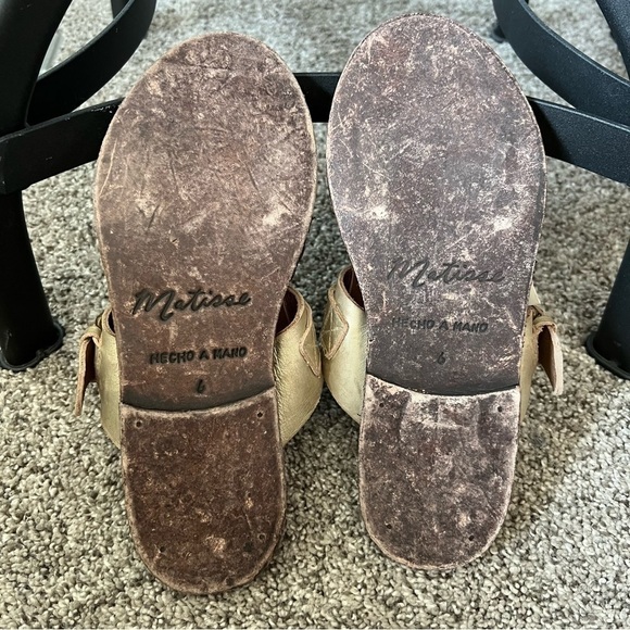 Matisse Abbie Distressed Slide Sandals - Picture 8 of 8